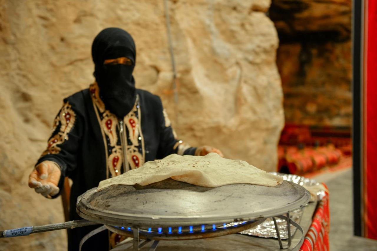 Little Petra Bedouin Camp Hotel Al Hayy Buitenkant foto