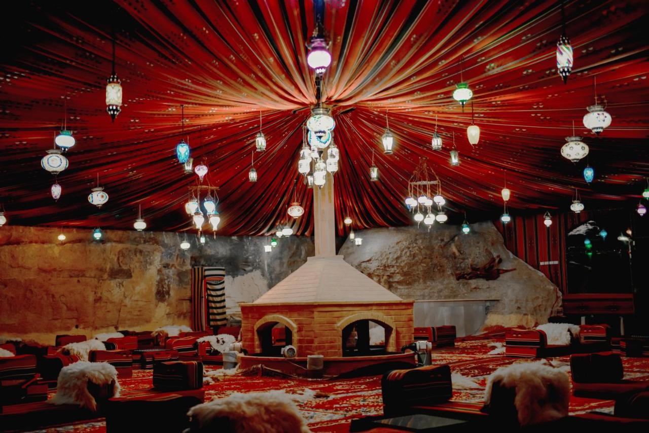 Little Petra Bedouin Camp Hotel Al Hayy Buitenkant foto