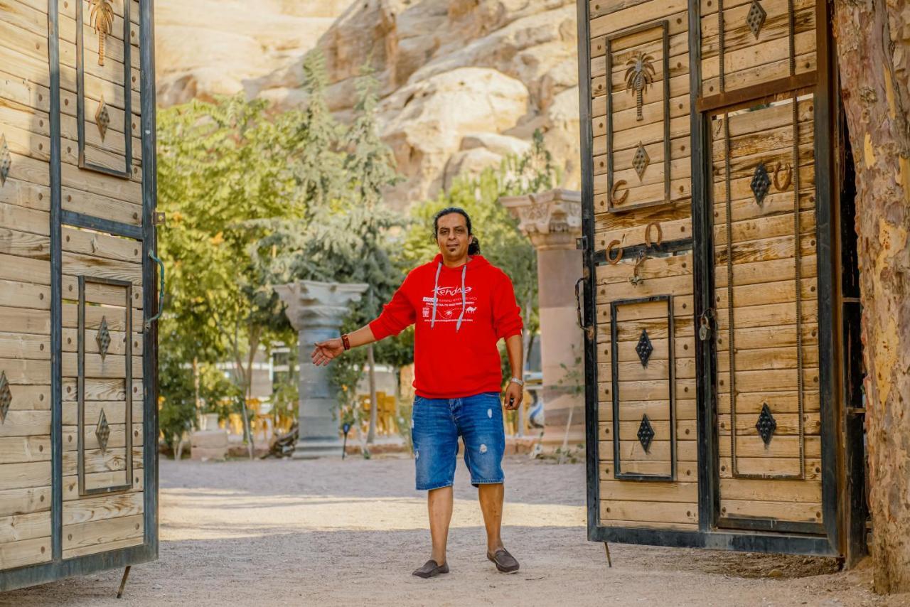 Little Petra Bedouin Camp Hotel Al Hayy Buitenkant foto